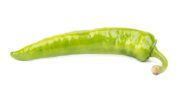 Varma Gröna Chili Peppar Isolerad Vit Bakgrund — Stockfoto