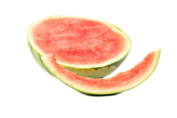 Hälften Vattenmelon Med Skal Vit Bakgrund — Stockfoto