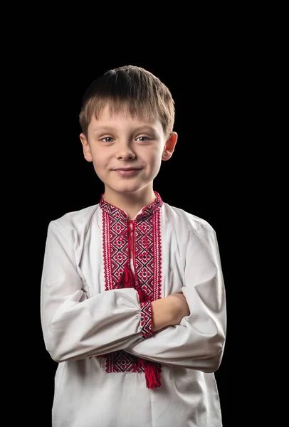 Πορτρέτο Του Ένα Αγόρι Ένα Λευκό Πουκάμισο Παραδοσιακή Ουκρανική — Φωτογραφία Αρχείου