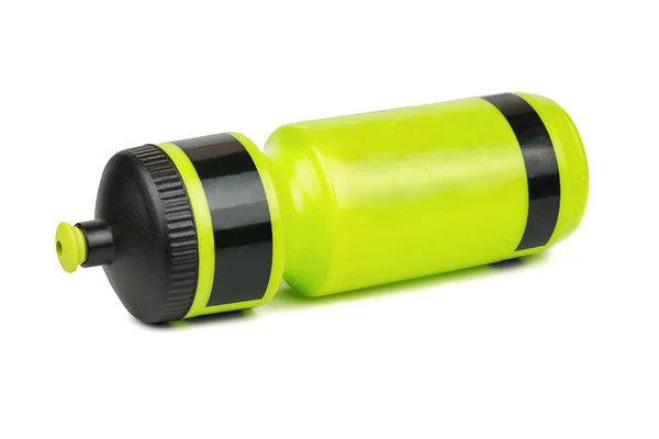白い背景の上の緑スポーツ水筒 — ストック写真