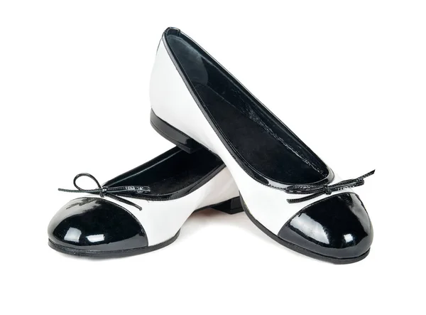 Bianco Nero Scarpe Donna Isolato Sfondo Bianco — Foto Stock