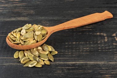 Kaşığı kabak çekirdeği çekirdekleri