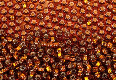 Dağınık kahverengi boncuklar