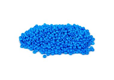 Bir demet mavi boncuk