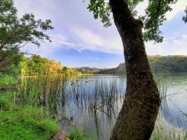 CIELO EL LAGO LA MARIA