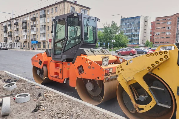 Krasnoyarsk Federacja Rosyjska Sierpień 2018 Asfalt Lodowisko Hamm Innych Lodowisko — Zdjęcie stockowe