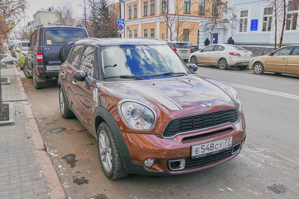 Krasnoyarsk Federacja Rosyjska Listopada 2018 Mini Countryman Samochód Jest Zaparkowany — Zdjęcie stockowe