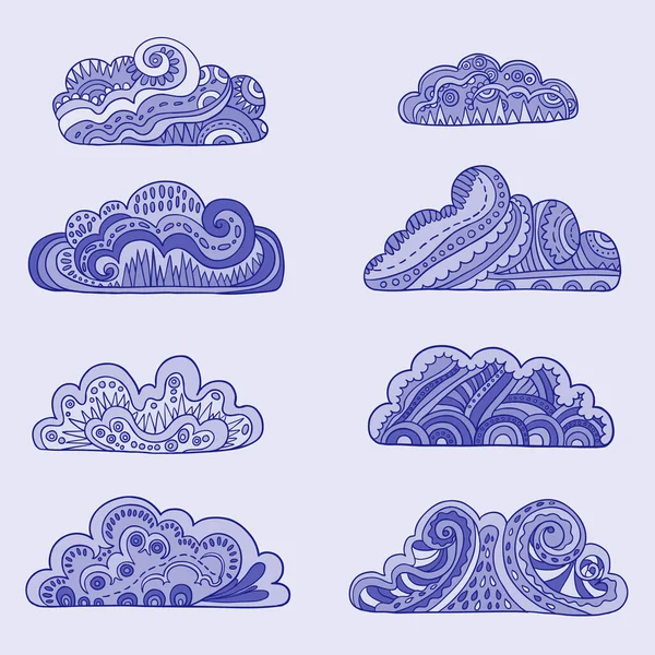 Σύνολο χαριτωμένα διακοσμητικά σύννεφα doodle. Ζωγραφική χεριών — Διανυσματικό Αρχείο