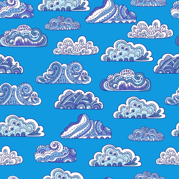 Padrão sem costura com bonito ornamental doodle nuvens no fundo azul —  Vetores de Stock