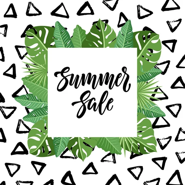 レタリングと夏の販売設計 熱帯葉フレームと三角形の背景を描かれたインク — ストックベクタ
