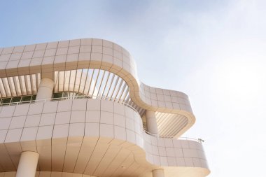 Getty Müzesi dış minimalist yapı hatları, Los Angeles, Kaliforniya.