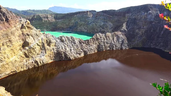 Endonezya, Endonezya 'da bulunan Kelimutu Dağı' ndaki gölün güzel manzarası