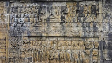 Muhteşem Borobudur tapınağı mimarisi, burası dünyanın en büyük Budist tapınağı ve her yıl milyonlarca turist çekebiliyor.