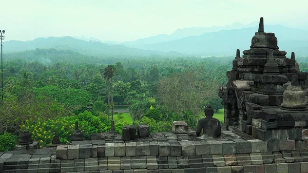 Templo Borobudur Con Ambiente Verde Cielo Nublado Este Templo Budista —  Fotos de Stock