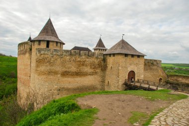 Ukrayna 'daki Ortaçağ Kalesi