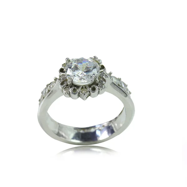 Bague Femme Diamant Sur Fond Blanc — Photo