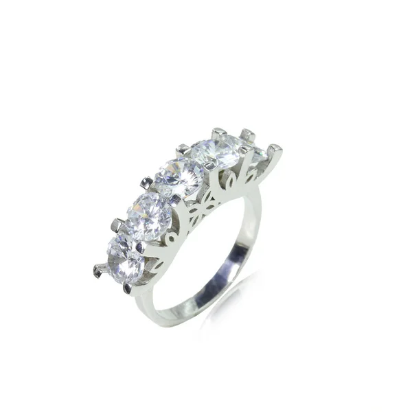 Bague Femme Diamant Sur Fond Blanc — Photo