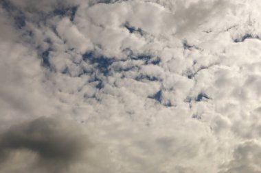 Gökyüzündeki bulutlar