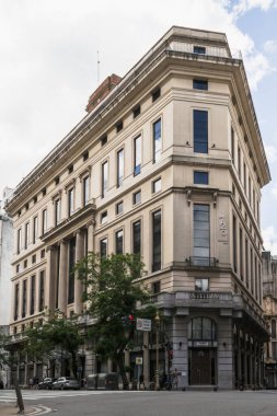 Arentino, Buenos Aires 'in mimarisi ve inşaatı Arjantin' in başkenti Buenos Aires 'e aittir..