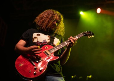 Orlando, Florida, ABD - 09.01.2018: Trae Pierce ve Rahibe Hazel 'ın T Stones açılışı Orlando, Florida' daki House of Blues 'da canlı performans sergiledi.