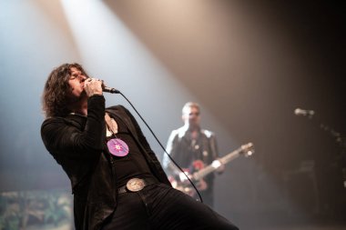 Rival Sons rock grubu ABD 'deki Fillmore Detroit, Michigan' da canlı performans sergiliyor - 04.23.2019