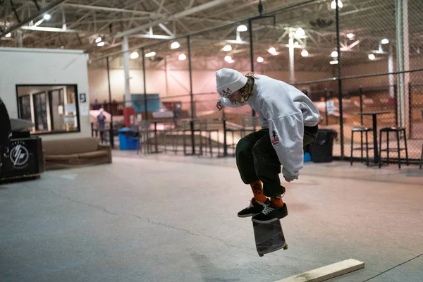 Royal Oak Michigan Usa 2019 Skaters Bikers Practice Tricks Indoor — Stock Photo, Image