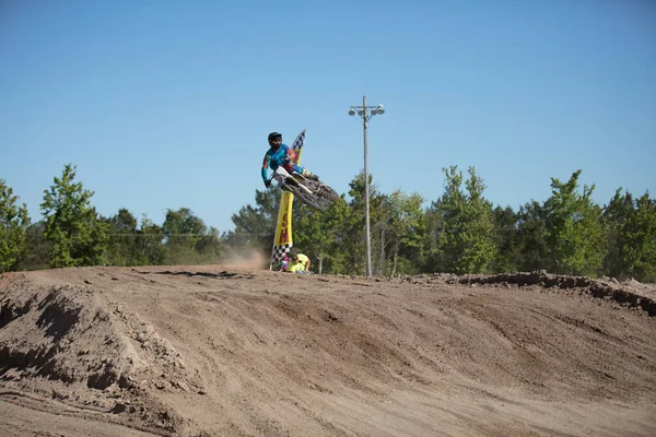 Orlando Florida Usa 2018 Motocross Fahrer Üben Einem Sonnigen Tag — Stockfoto