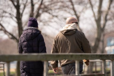 Harrison Township, Michigan / ABD - 19 Nisan 2020: Corona Virüsü sırasında Michigan Metro Parkı etkinliği.