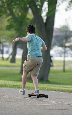 Harrison Township, Michigan - ABD - 05.27.2020: Corona Virüsü sırasında Michigan Metro Parkı etkinliği.