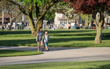Corona Virüsü Covid 19 salgını sırasında Michigan Metro Park etkinliği.