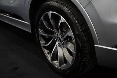 Novi, Michigan, ABD - 01.04.2020: Güneydoğu Michigan Otomobil Fuarı ve 2020 otomobil ve kamyonun tamamı.