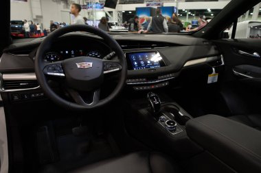 Novi, Michigan, ABD - 01.04.2020: Güneydoğu Michigan Otomobil Fuarı ve 2020 otomobil ve kamyonun tamamı.