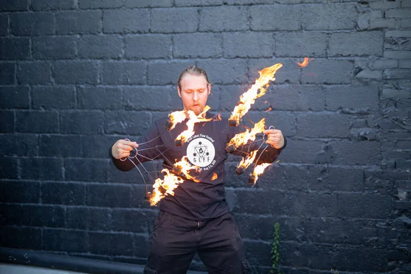 Detroit Michigan Usa 2019 Fire Performer Övar Sin Rutin — Stockfoto