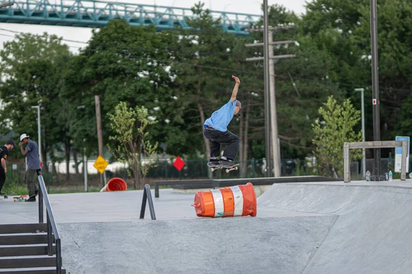 Detroit Michigan Usa 2019 Skater Üben Tricks Auf Skateboards Der — Stockfoto