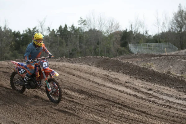 Orlando Florida Usa 2018 Motocross Fahrer Üben Einem Sonnigen Tag — Stockfoto