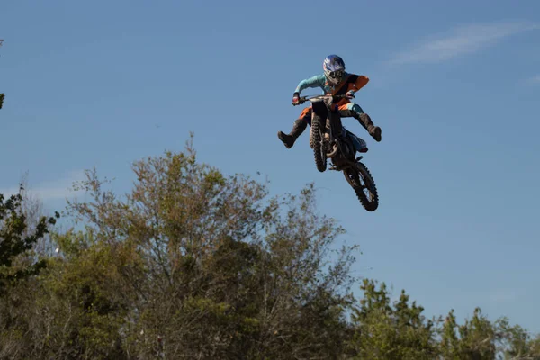 Orlando Florida Usa 2018 Motocross Fahrer Üben Einem Sonnigen Tag — Stockfoto