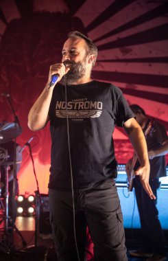 Detroit, Michigan, ABD - 10.20.2018: Clutch özel konuk Sevendust ve açılış grubu Tyler Bryant ve the Shakedown ile Detroit Fillmore 'da canlı performans sergiliyor