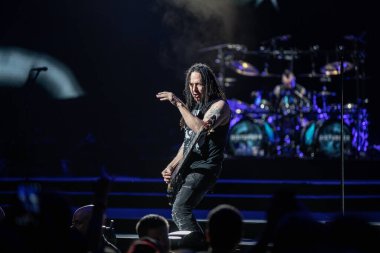 Detroit, Michigan, ABD - 03.05.2019: Özel konuk Three Days Grace ile Little Caesar 's Arena' da canlı performans