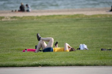 Harrison Township, Michigan / USA - 06.01.2020: Corona Virüsü sırasında Michigan Metro Parkı etkinliği.