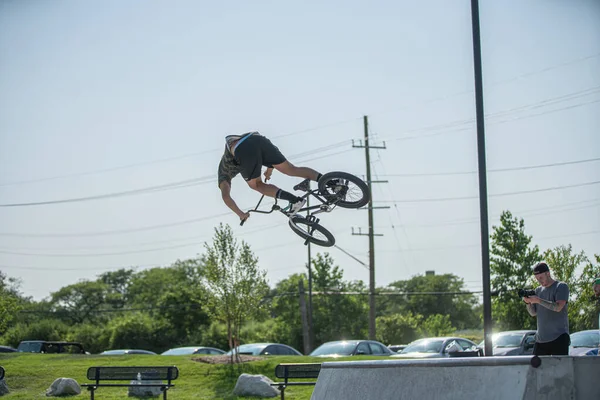 Detroit Michigan Abd 2019 Detroit Kaykay Parkında Patenciler Bmx Motorcuları — Stok fotoğraf