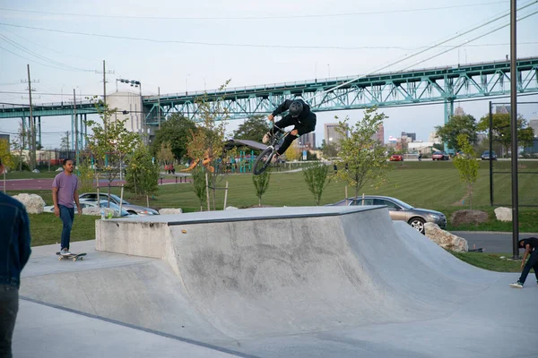 Detroit Michigan États Unis 2019 Les Patineurs Les Motards Entraînent — Photo