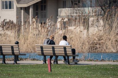Harrison Township, Michigan / ABD - 19 Nisan 2020: Corona Virüsü sırasında Michigan Metro Parkı etkinliği.