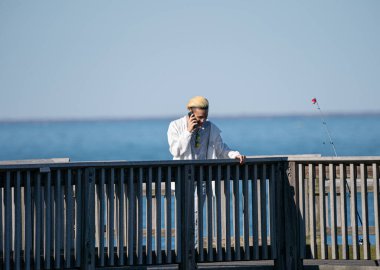 Harrison Township, Michigan, ABD - 25 Nisan 2020: Covid-19 Corona Virüsü sırasında Michigan Metro Parkı etkinliği.