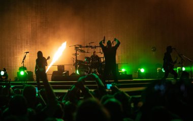 Detroit, Michigan, ABD - 03.05.2019: Özel konuk Three Days Grace ile Little Caesar 's Arena' da canlı performans