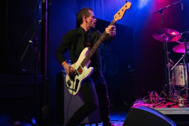 Detroit, Michigan / USA - 02.08.2020: The Verve Pipe Saint Andrews Hall 'da canlı performans sergiliyor