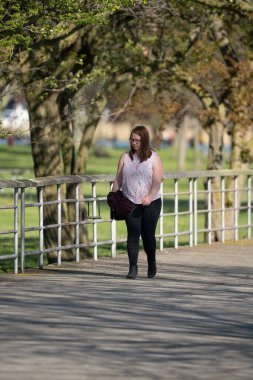 Harrison Township, Michigan, ABD - 15 Mayıs 2020: Covid-19 Corona Virüsü sırasında Michigan Metro Parkı etkinliği.