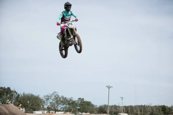 Orlando Florida Usa 2018 Motocross Fahrer Üben Einem Sonnigen Tag — Stockfoto