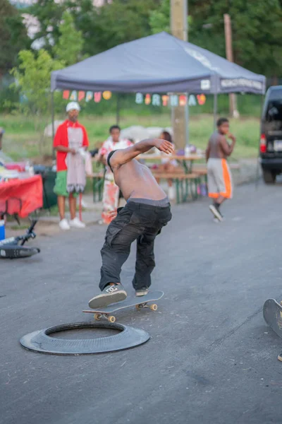 Detroit Michigan Eua 2019 Skaters Executando Truques Parque Skate Detroit — Fotografia de Stock