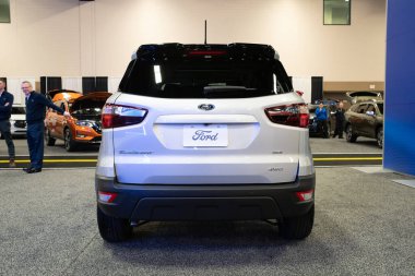 Toledo, Ohio, ABD - 02.07.2020: Büyük Toledo Otomobil Fuarı 2020, The Blade tarafından sunuldu, en yeni araç modelleri ve otomotiv teknolojisinde son gelişmeler.