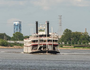 Bilinmeyen feribot eğlence dolu.